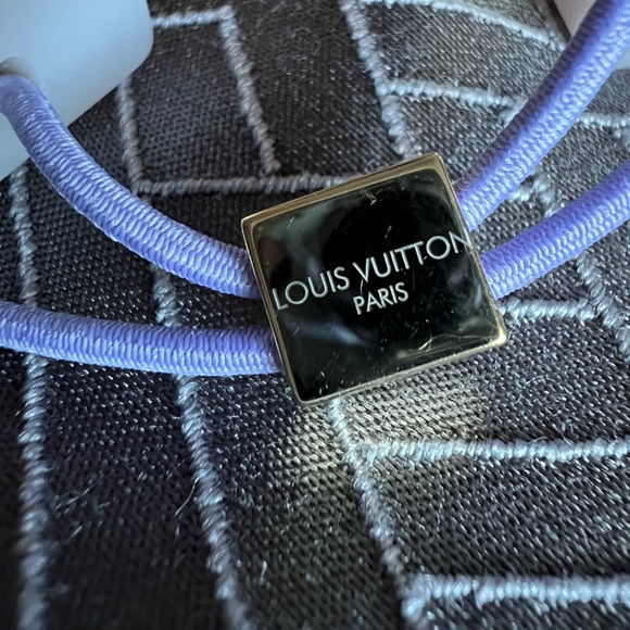 Louis Vuitton Hair Tie - Picture 7 of 8